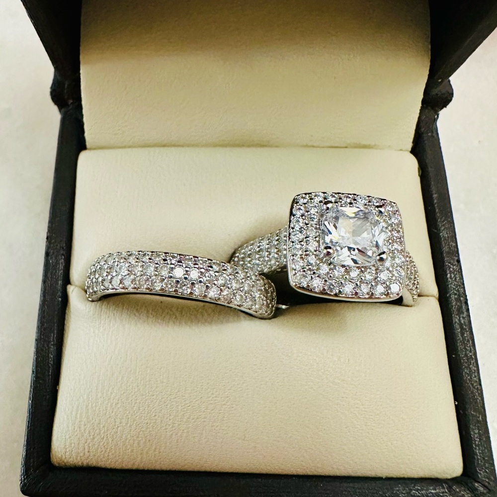 Sterling Silver White Cubic Zirconia Halo Engagement Ring Set Size 8 - Picture 4 of 6